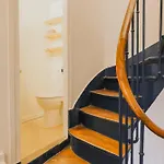 Characterful 6p Grand Boulevard Appartamento Parigi